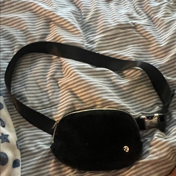 Lululemon Black fuzzy Belt Bag - Picture 1 of 1